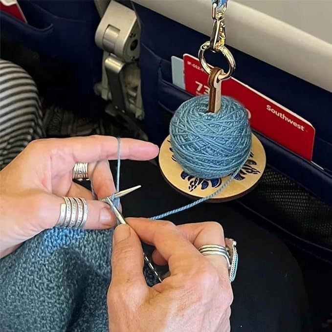 🎉2024 New Year Hot Sale 45% OFF💐Portable Wrist Yarn Holder, Travel Wrist Hanging Yarn Dispenser, Gift for Crocheter