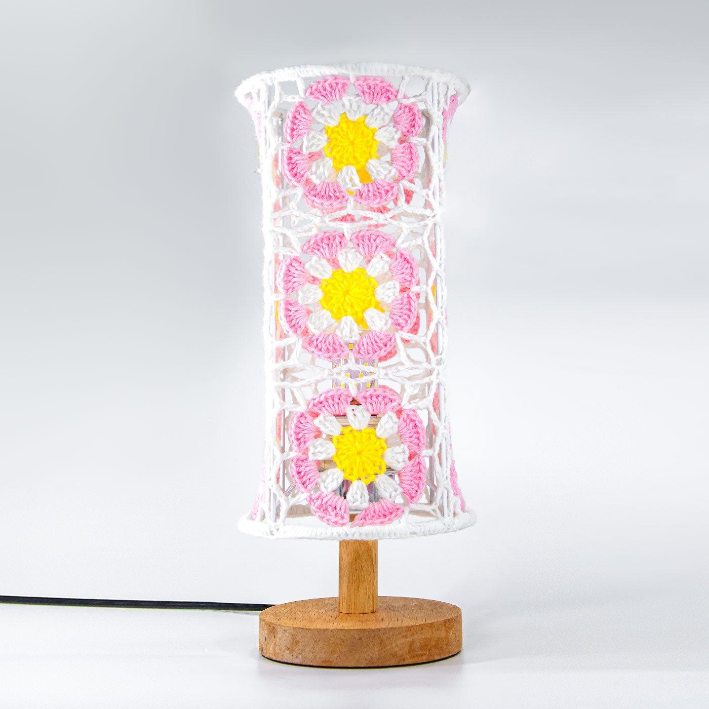 Handmade Crocheted Granny Square night lamp - BlingBlingYarn