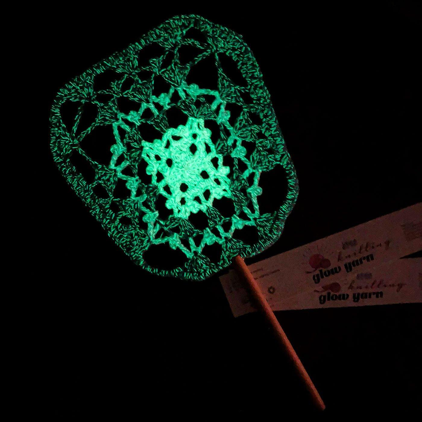 Handmade Crown Frame Knitted Fan - BlingBlingYarn