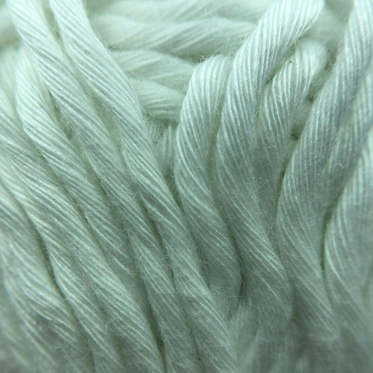 High Gloss Polyester Glow in the Dark Yarn(11 color)