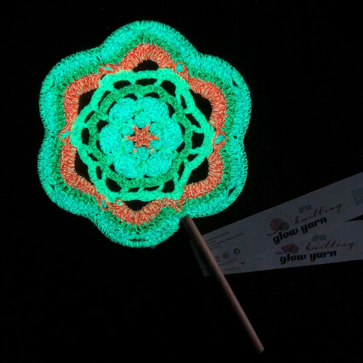 New Chinese Style Colorful Flower Fan - BlingBlingYarn