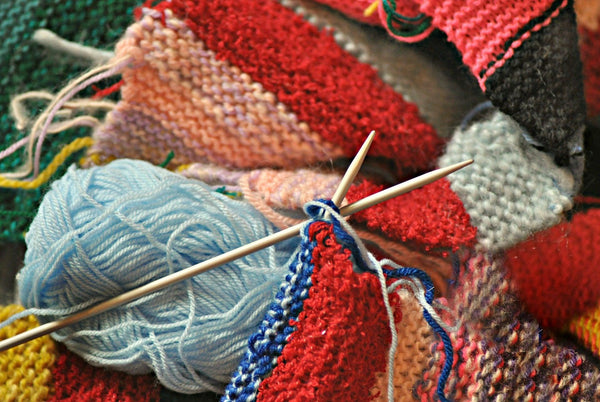 Knit Joy: Beginner's Guide to Handmade Crafting for Chinese New Year