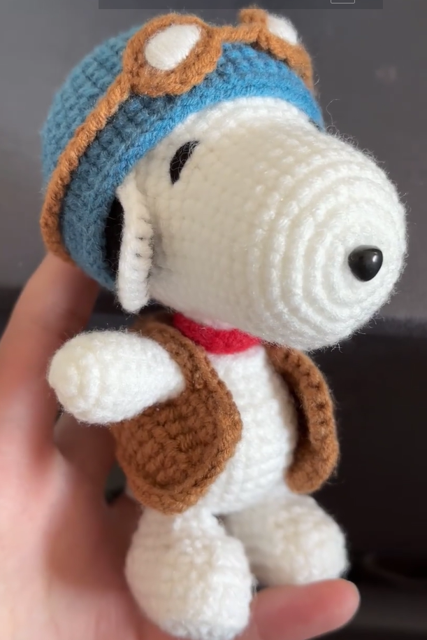 Snoopy Crochet Kit - View 2