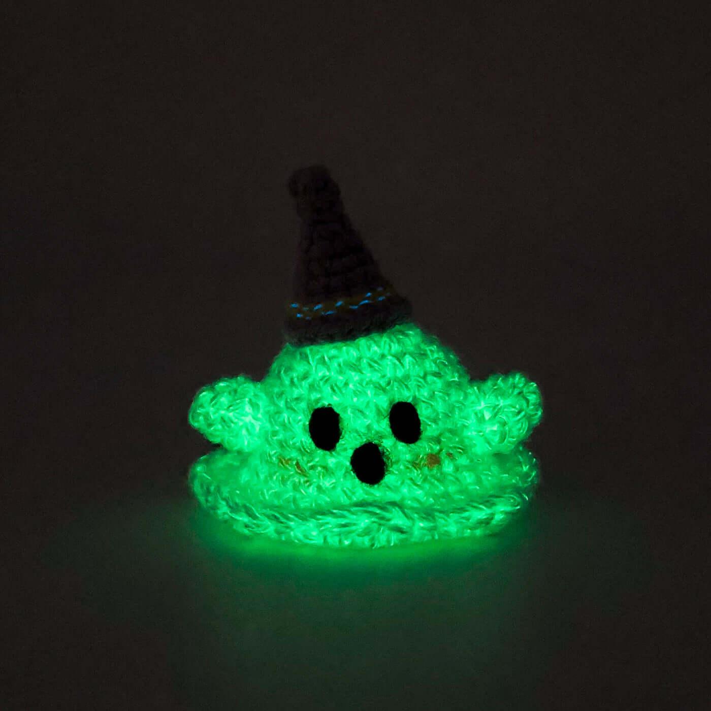 Beginner Finger Ghost Crochet DIY Material Kit (set of 5 shapes)