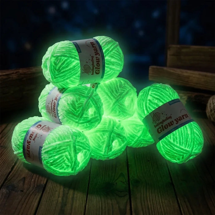 Chenille glow-in-the-dark yarn — view 4